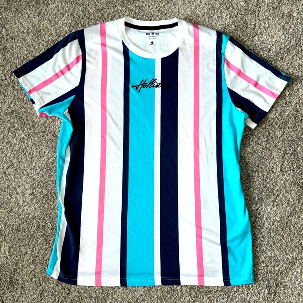 Hollister Shirt. Men’s size Large